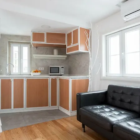 Almamater Apartment *